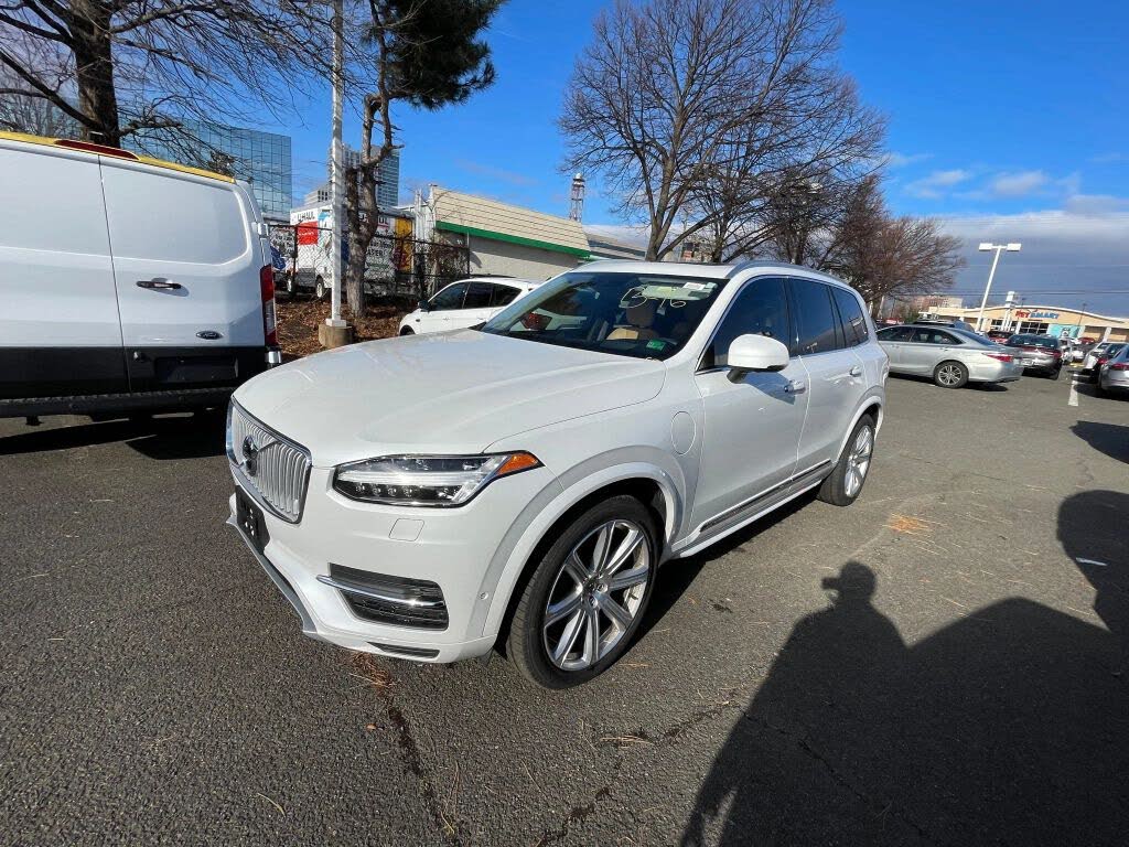 2016 Volvo XC90 T8 Inscription eAWD