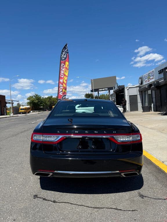 2017 Lincoln Continental Livery AWD