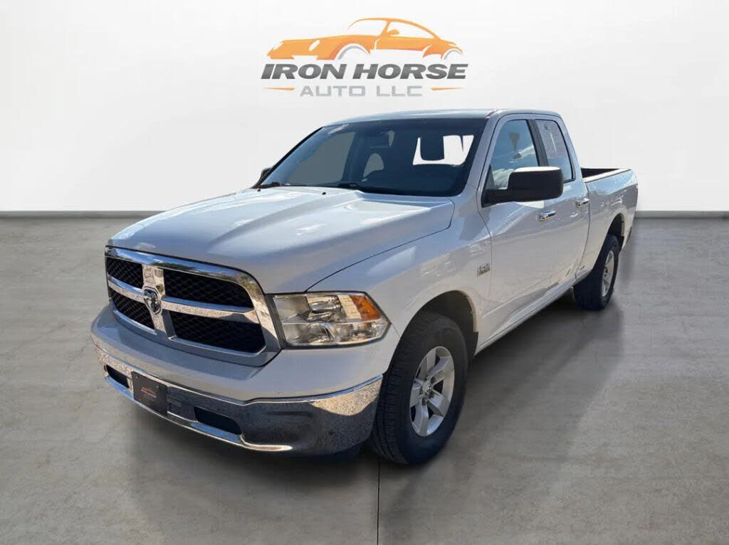 2017 RAM 1500 SLT Quad Cab 4WD