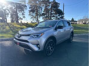 Toyota RAV4 SE AWD