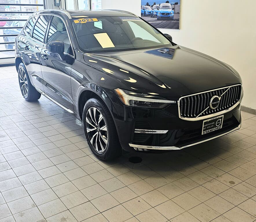 2023 Volvo XC60 B5 Plus Bright Theme AWD