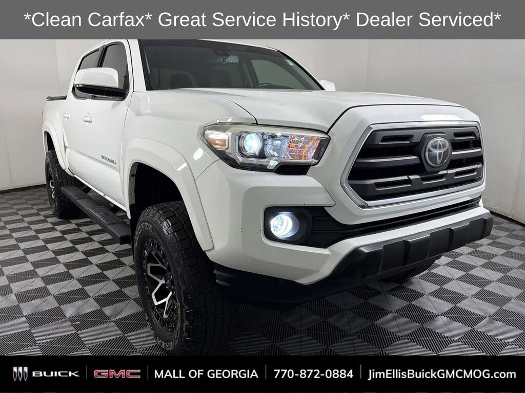 2018 Toyota Tacoma SR5 V6 Double Cab RWD