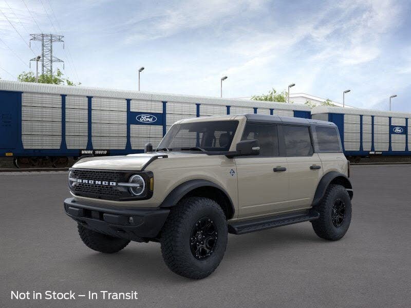 2025 Ford Bronco Outer Banks 4-Door 4WD