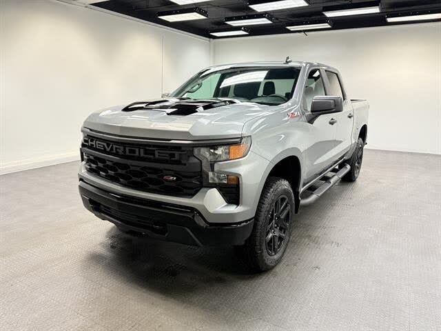 2026 Chevrolet Silverado 1500 Custom Trail Boss Crew Cab 4WD