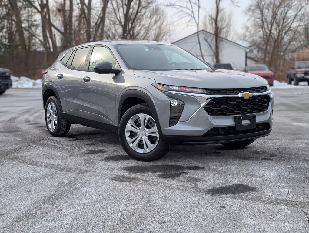 2026 Chevrolet Trax LS FWD