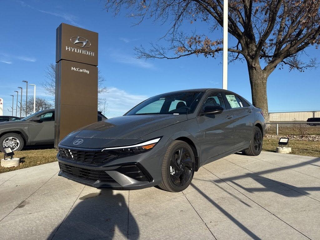 2026 Hyundai Elantra SEL Sport Premium FWD