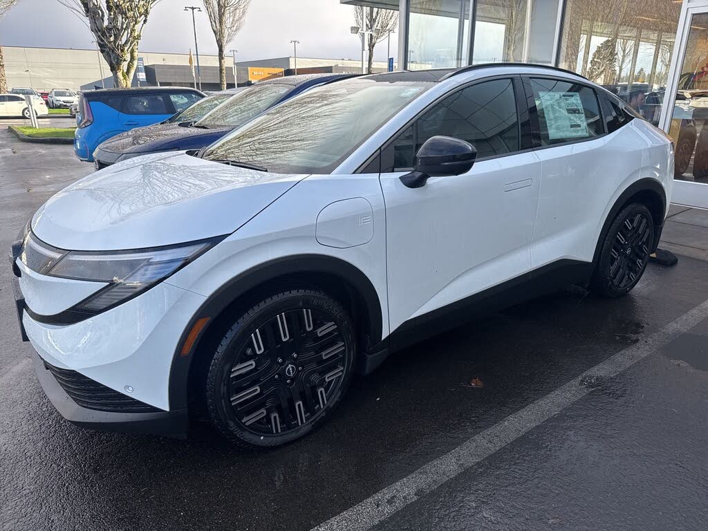 2026 Nissan LEAF Platinum+ FWD