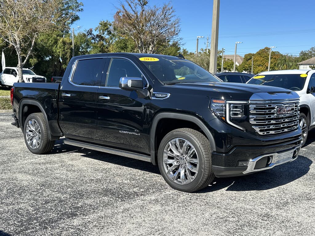 2025 GMC Sierra 1500 Denali Crew Cab 4WD