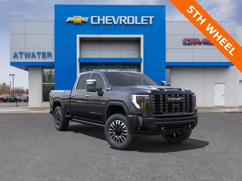 2025 GMC Sierra 3500HD Denali Ultimate Crew Cab 4WD