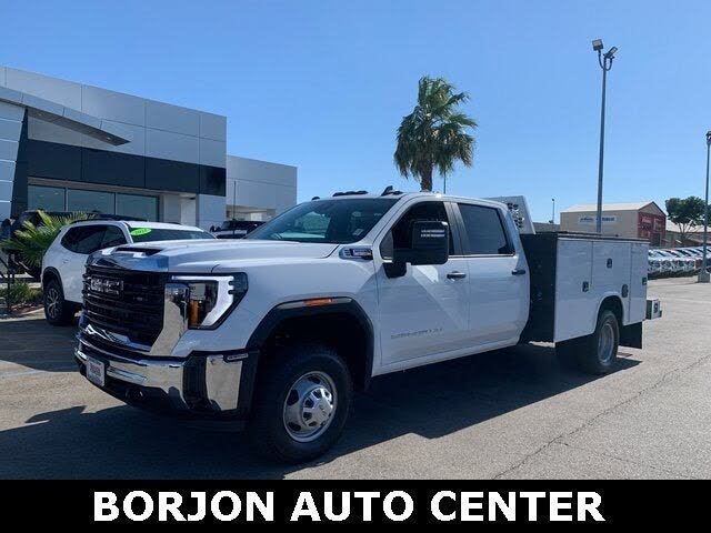 2025 GMC Sierra 3500HD Chassis Pro Crew Cab 4WD
