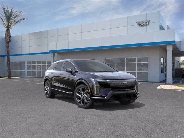 2026 Cadillac OPTIQ Luxury AWD