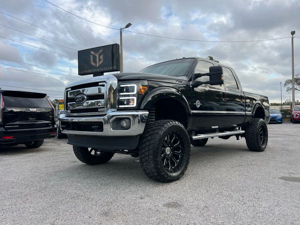 2012 Ford F-250 Super Duty Lariat Crew Cab 4WD