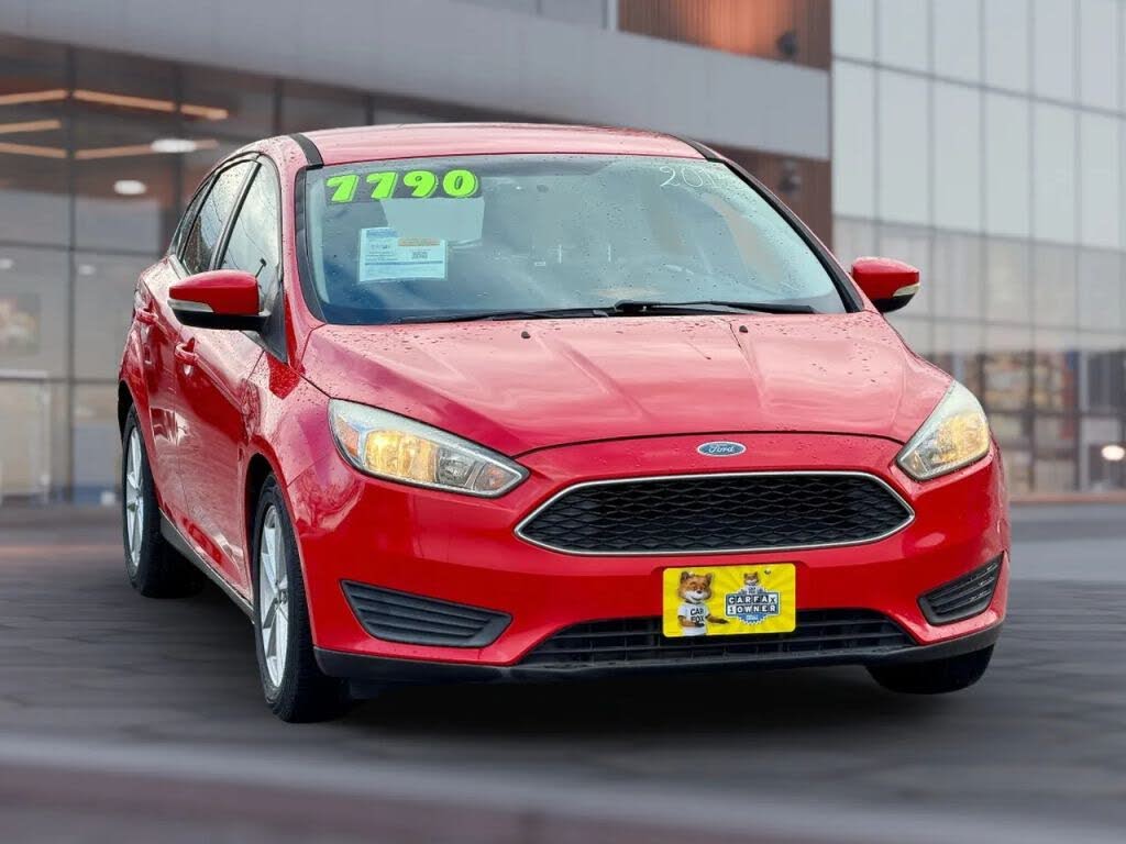 2015 Ford Focus SE Hatchback