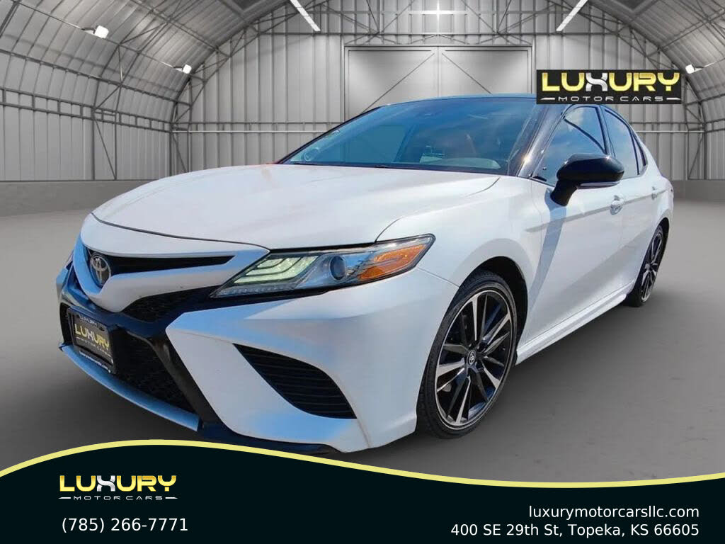 2019 Toyota Camry XSE FWD