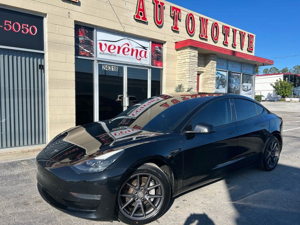 2021 Tesla Model 3 Standard Range Plus RWD