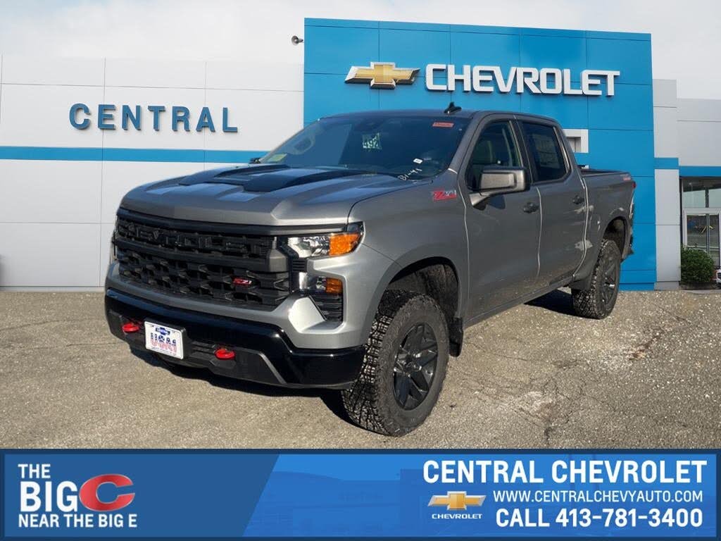 2026 Chevrolet Silverado 1500 Custom Trail Boss Crew Cab 4WD