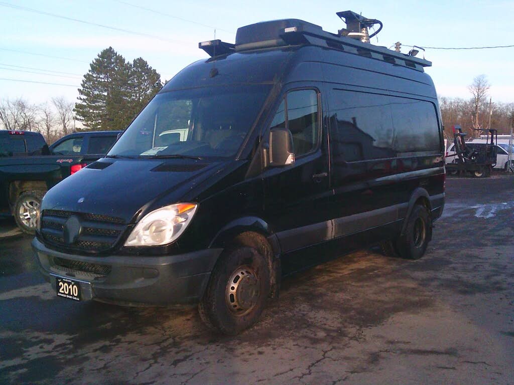 2010 Mercedes-Benz Sprinter 3500 DRW Cargo Van RWD