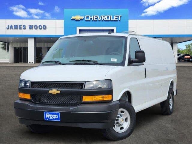 2025 Chevrolet Express Cargo 3500 RWD