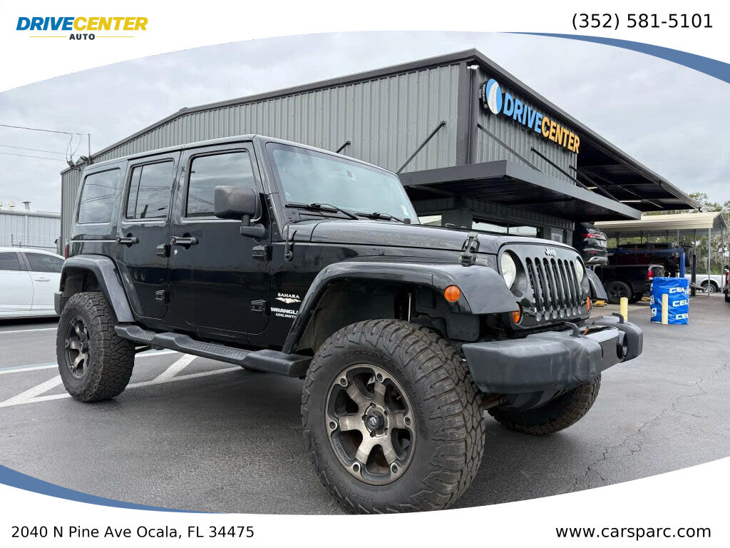 2013 Jeep Wrangler Unlimited Sahara 4WD