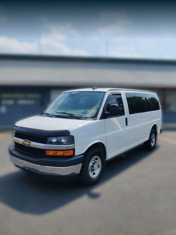 2019 Chevrolet Express 2500 LT RWD