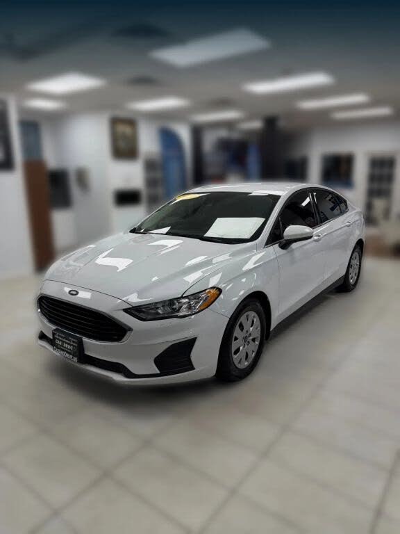 2020 Ford Fusion S FWD