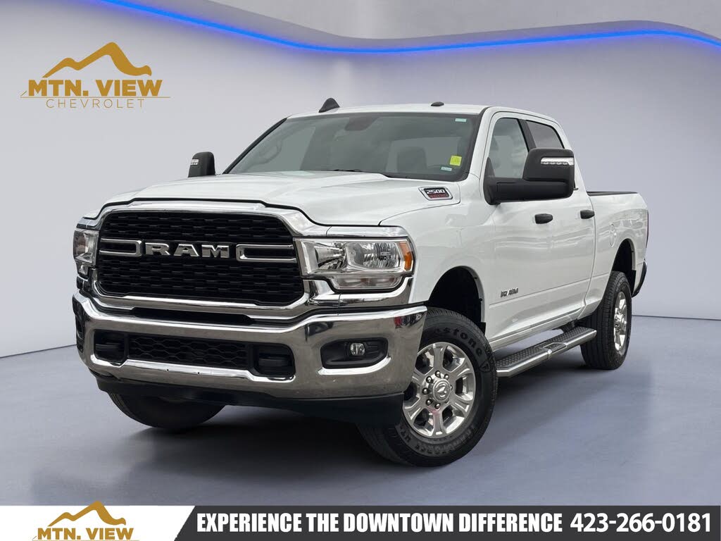 2024 RAM 2500 Big Horn Crew Cab 4WD