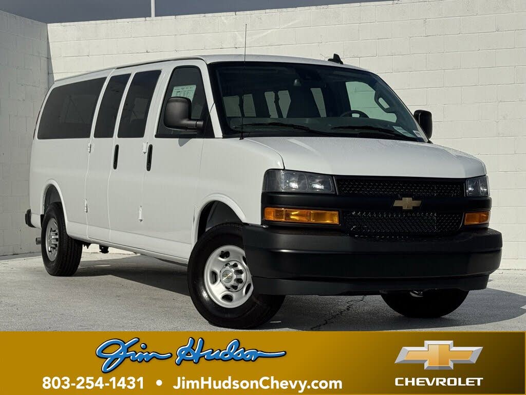 2025 Chevrolet Express 3500 LS Extended RWD