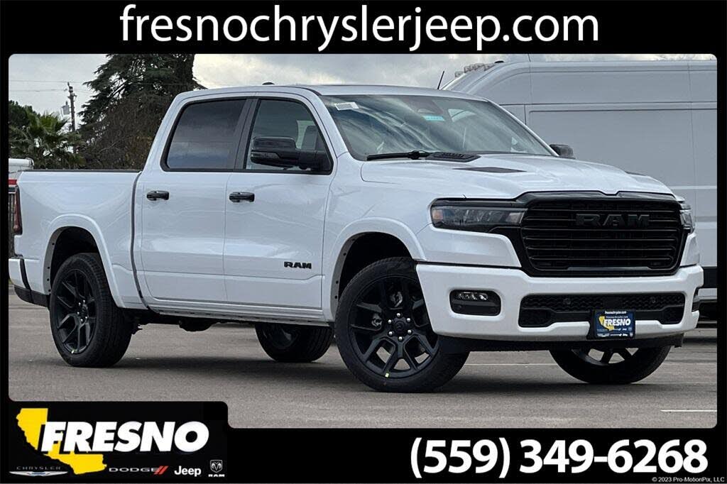 2026 RAM 1500 Laramie Crew Cab 4WD