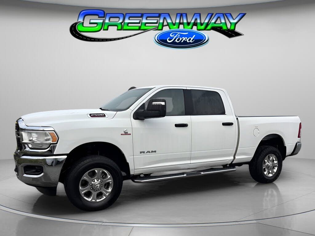 2024 RAM 2500 Big Horn Crew Cab 4WD