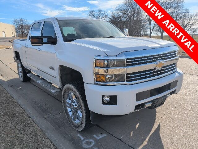 2016 Chevrolet Silverado 2500HD High Country Crew Cab 4WD