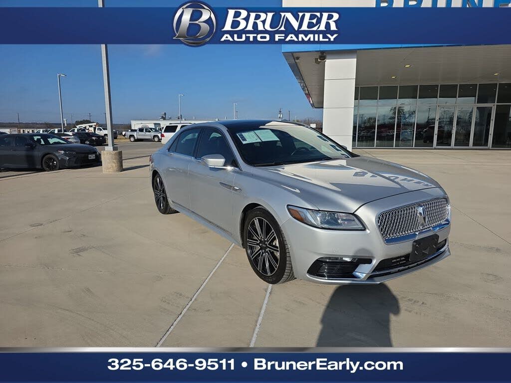 2017 Lincoln Continental Reserve AWD