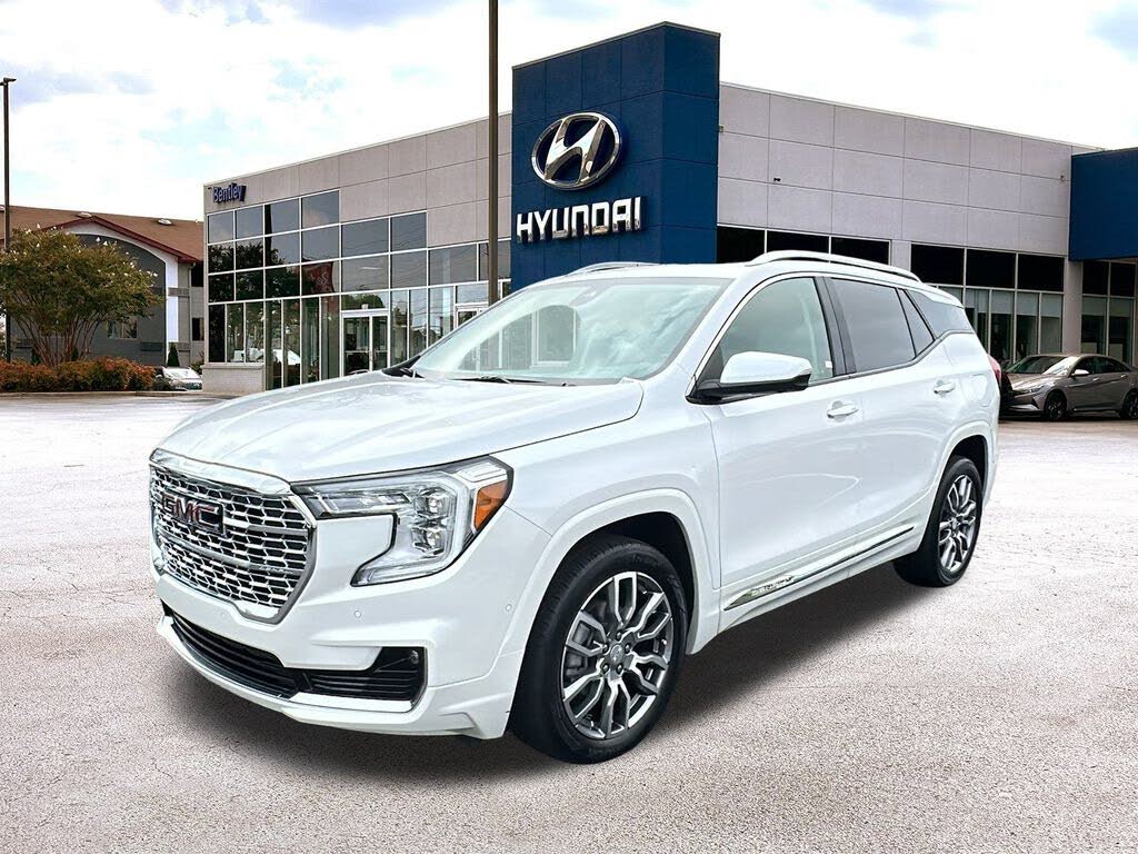 2022 GMC Terrain Denali AWD