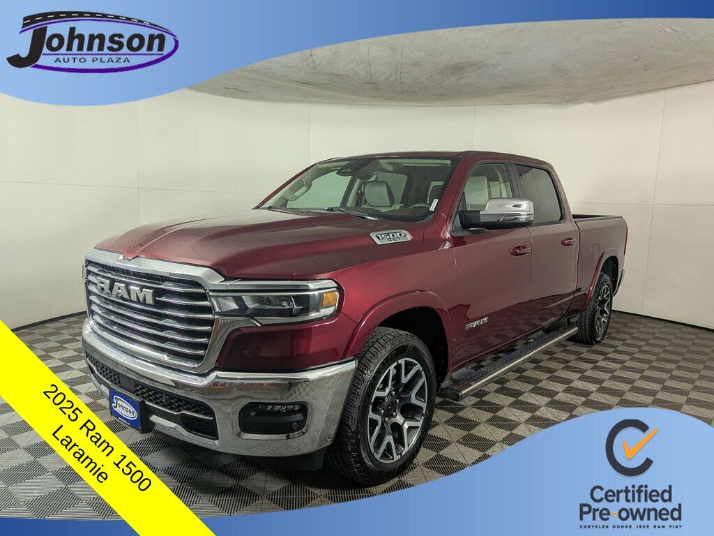 2025 RAM 1500 Laramie Crew Cab 4WD