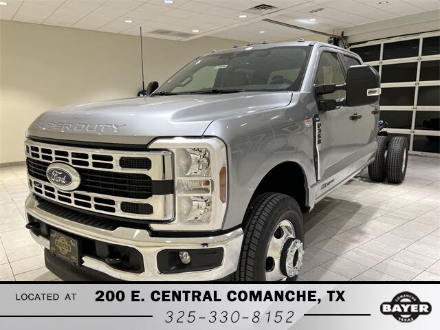 2026 Ford F-350 Super Duty Chassis XLT Crew Cab DRW 4WD