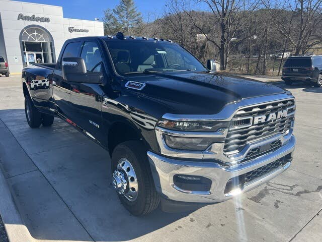 2026 RAM 3500 Big Horn Crew Cab LB DRW 4WD