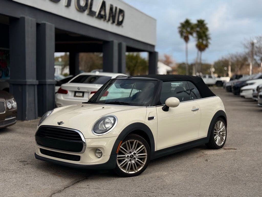 2017 MINI Cooper Convertible FWD