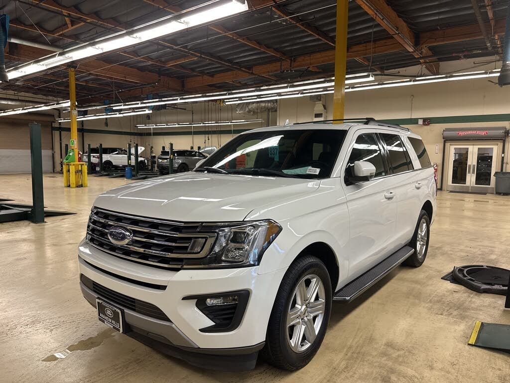 2020 Ford Expedition XLT RWD