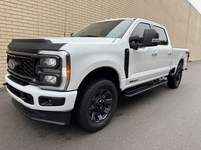 2023 Ford F-350 Super Duty XLT Crew Cab 4WD