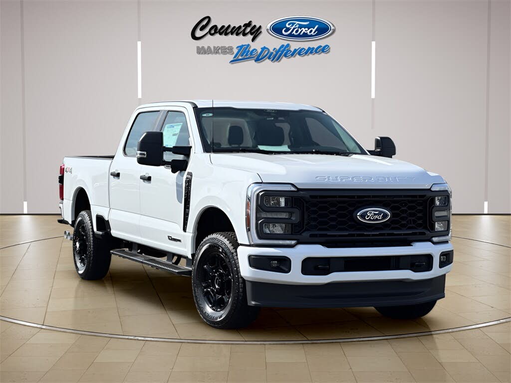 2025 Ford F-250 Super Duty XL Crew Cab 4WD