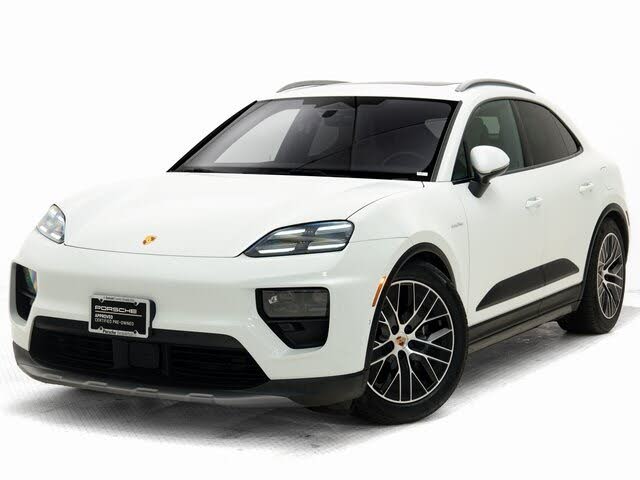 2025 Porsche Macan AWD