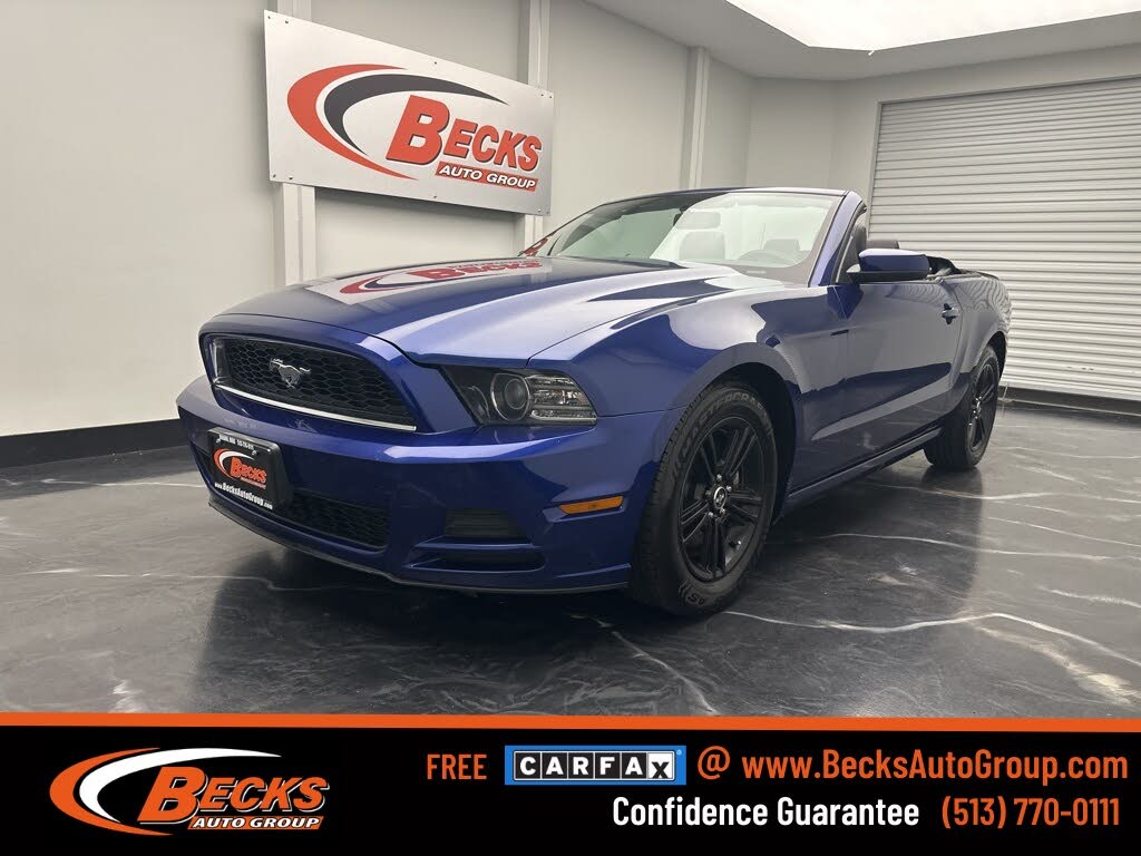 2013 Ford Mustang V6 Premium Convertible RWD