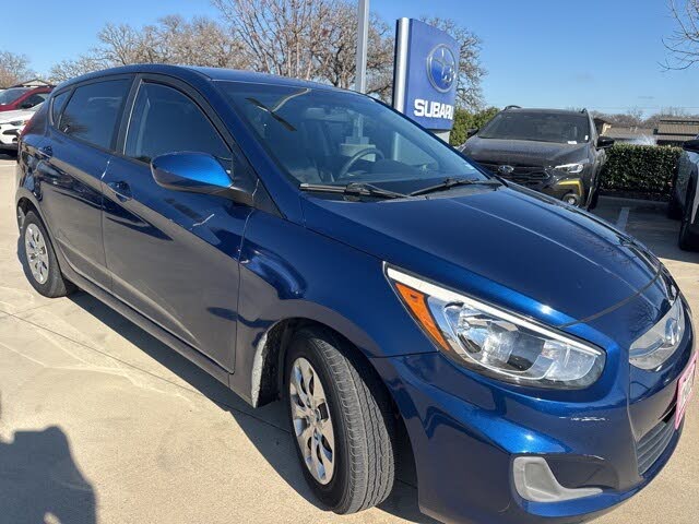 2017 Hyundai Accent SE 4-Door Hatchback FWD