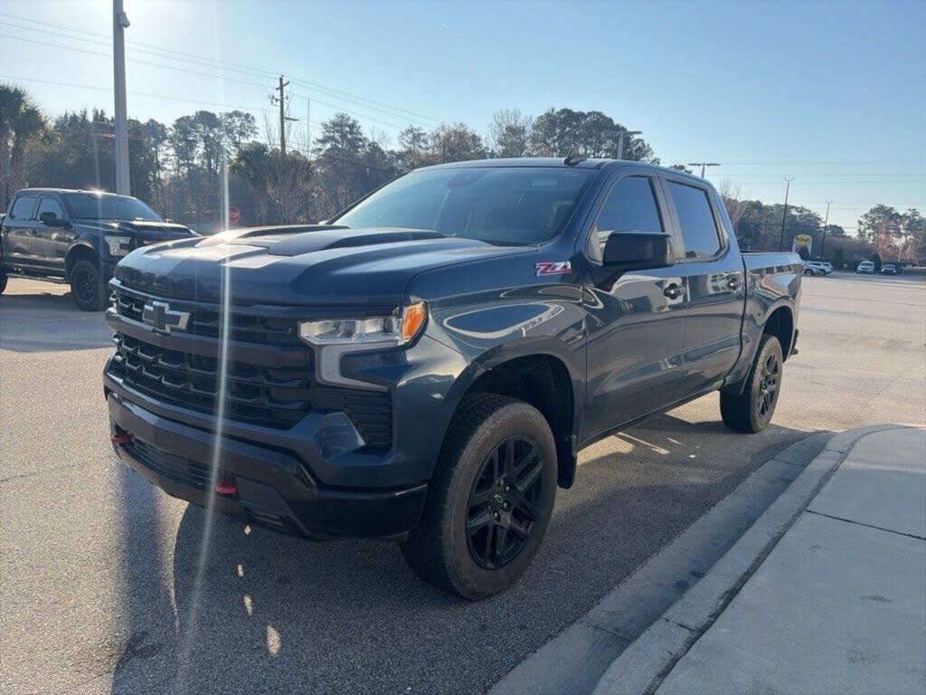 2022 Chevrolet Silverado 1500 LT Trail Boss Crew Cab 4WD