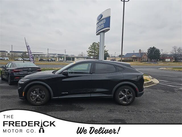 2022 Ford Mustang Mach-E Select AWD