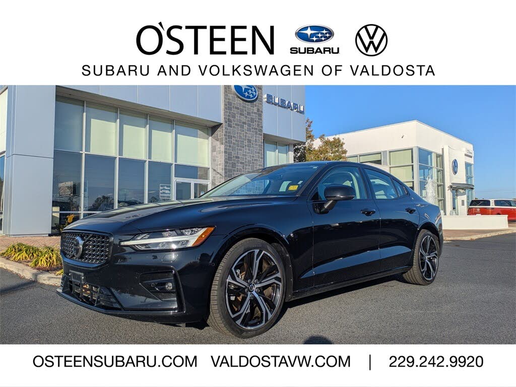 2024 Volvo S60 B5 Plus Dark Theme FWD