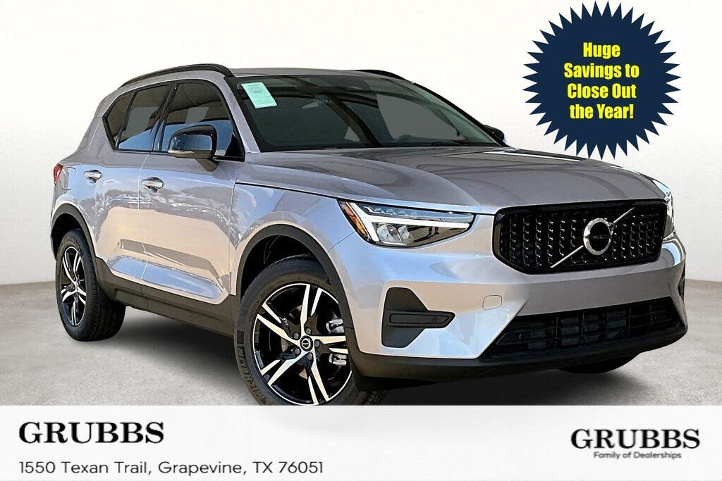 2026 Volvo XC40 B4 Core FWD