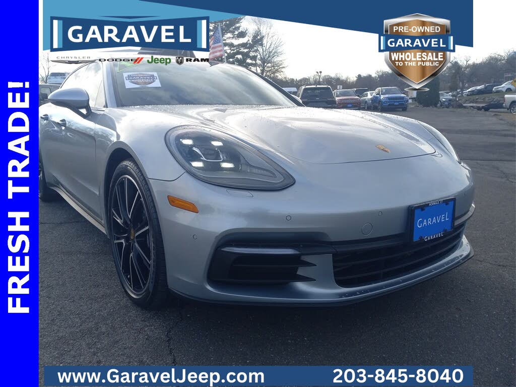 2018 Porsche Panamera 4 Sport Turismo AWD