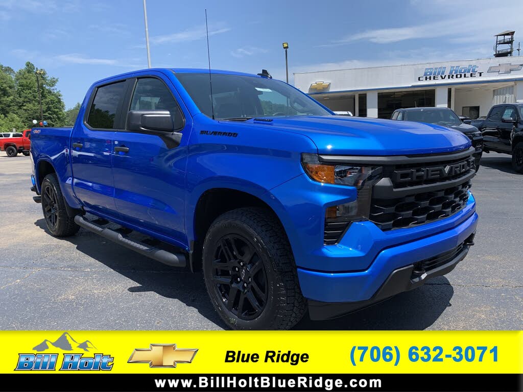 2025 Chevrolet Silverado 1500 Custom Crew Cab 4WD