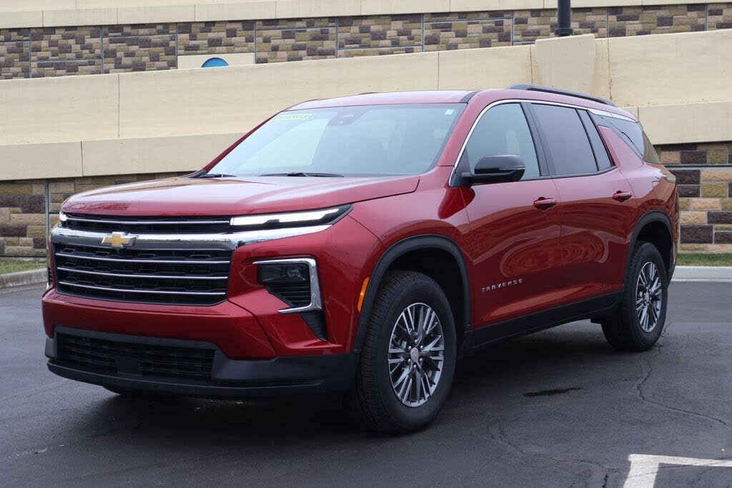 2026 Chevrolet Traverse LT FWD