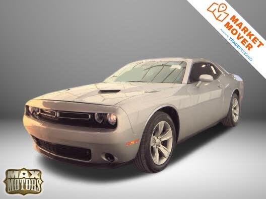 2016 Dodge Challenger SXT RWD